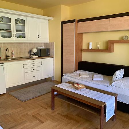 Mandarin Wellness Apartman 希欧福克 外观 照片